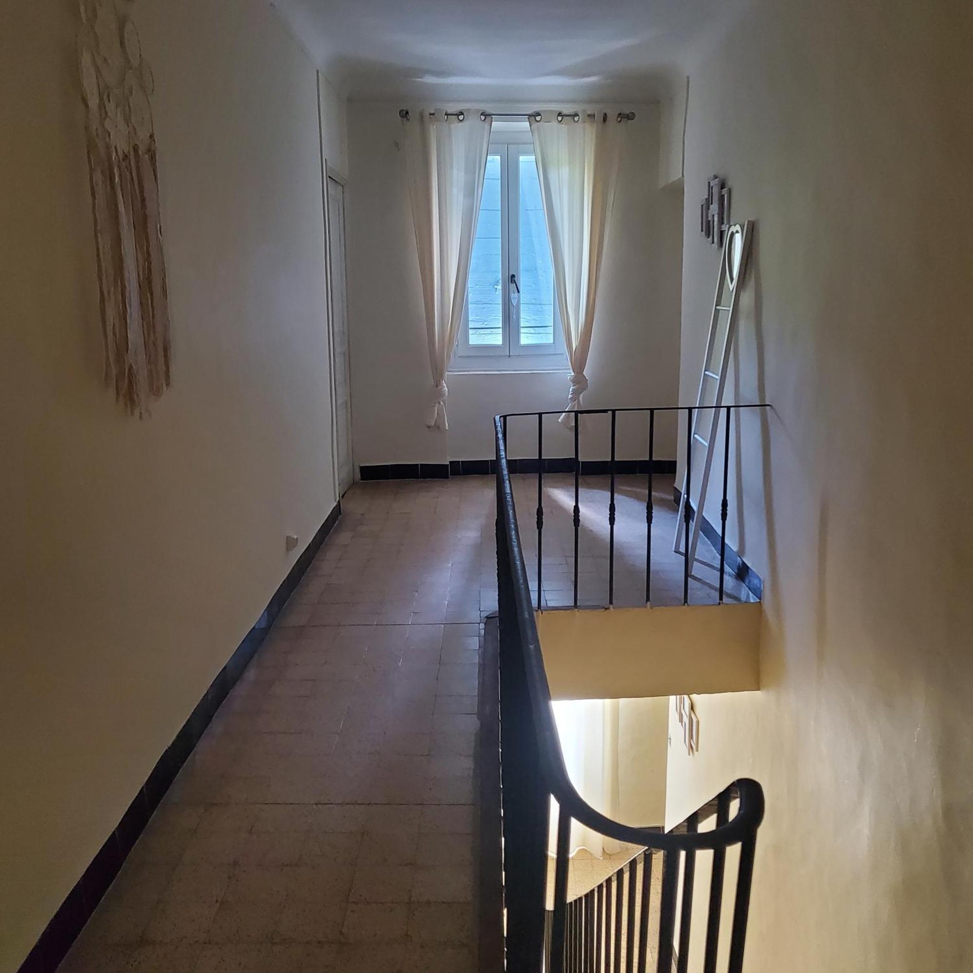 La Maison Bleue Céreste Buitenkant foto