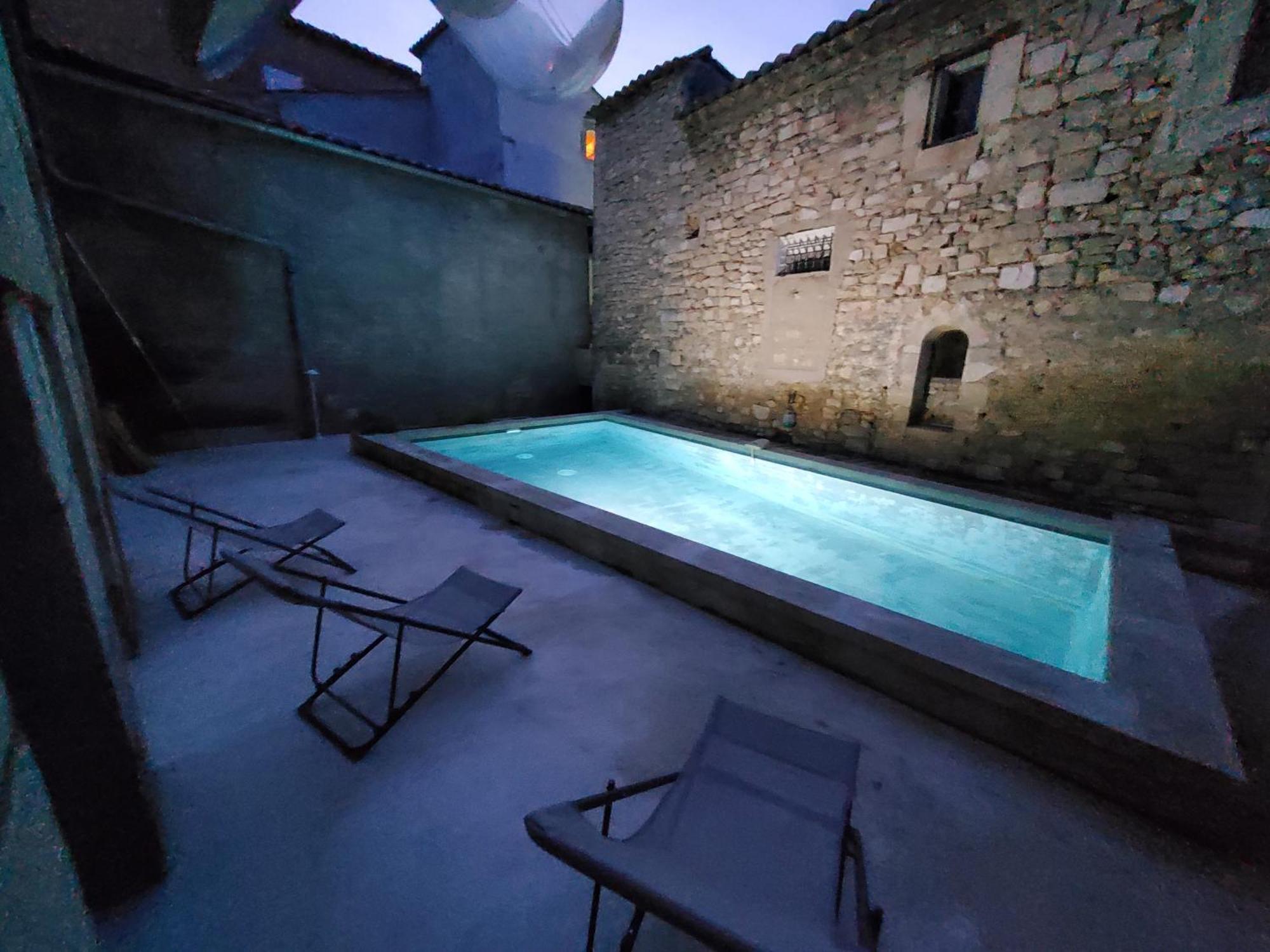 La Maison Bleue Céreste Buitenkant foto