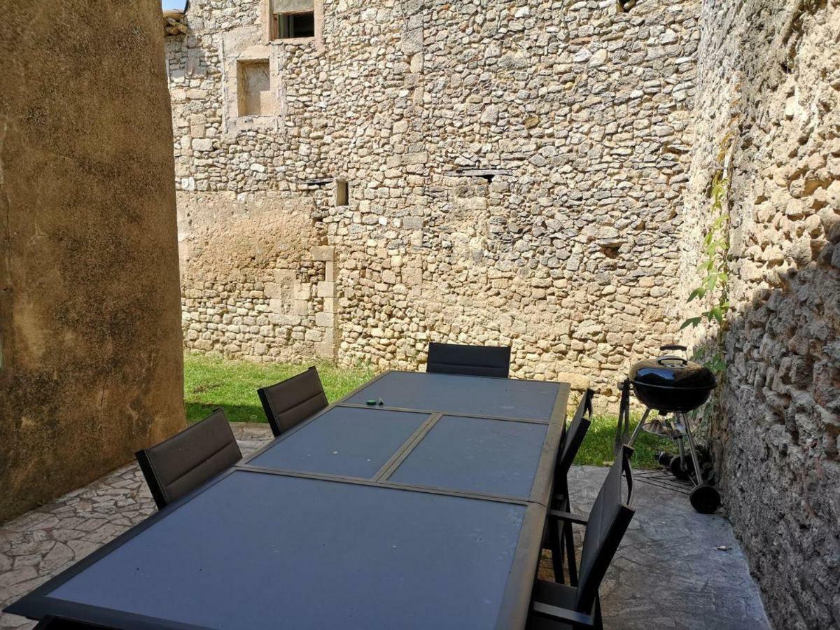 La Maison Bleue Céreste Buitenkant foto